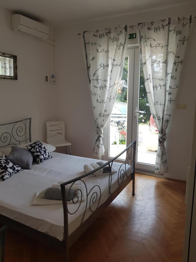 Apartments Joko أوميس المظهر الخارجي الصورة